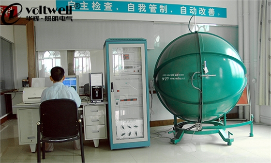 檢測(cè)LED燈管