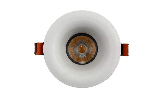 華輝照明專業生產LED筒燈,COB筒燈,全國行業領先,服務過全國各類工程達2000家。 華輝照明專業生產LED筒燈,COB筒燈,全國行業領先,服務過全國各類工程達2000家。