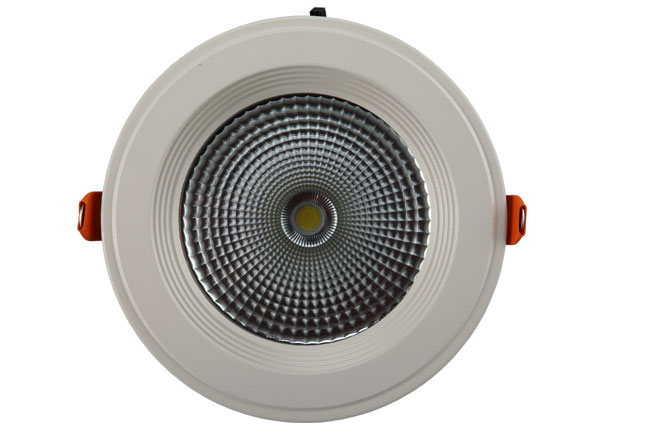 華輝照明專業生產LED筒燈,COB筒燈,全國行業領先,服務過全國各類工程達2000家。 華輝照明專業生產LED筒燈,COB筒燈,全國行業領先,服務過全國各類工程達2000家。