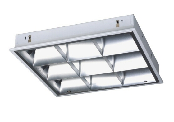 華輝照明占地10多萬平方米,十幾條生產線,年生產上千萬套LED格柵燈盤廠家,產品有T8格柵燈盤,T5格柵燈盤,明裝格柵燈盤,暗裝格柵燈盤。 華輝照明占地10多萬平方米,十幾條生產線,年生產上千萬套LED格柵燈盤廠家,產品有T8格柵燈盤,T5格柵燈盤,明裝格柵燈盤,暗裝格柵燈盤。