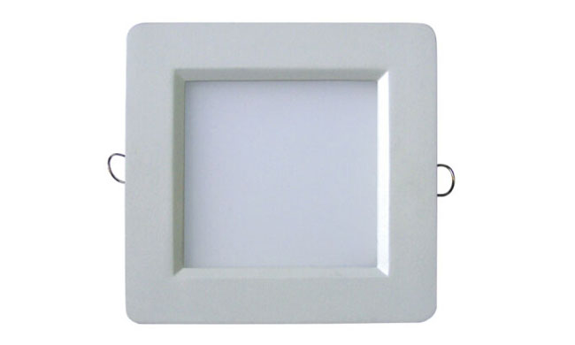 華輝照明產(chǎn)品有：面板燈,led面板燈,面板燈廠家,直發(fā)光面板燈，側(cè)發(fā)光面板燈高P無頻閃LED面板燈，光效均勻、柔和，無眩光。