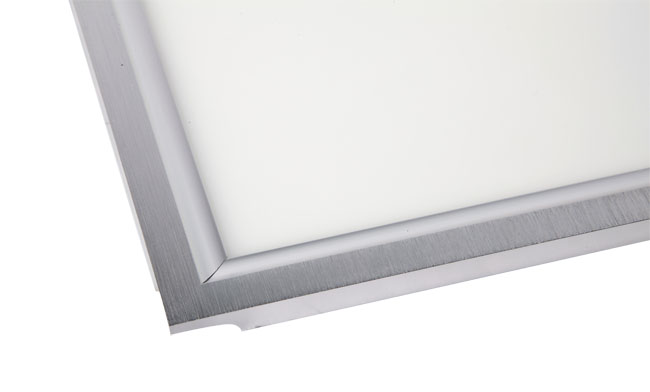 華輝照明成立于1987年,是一家專業(yè)生產(chǎn)面板燈,led面板燈,面板燈廠家,直發(fā)光面板燈,側(cè)發(fā)光面板燈的大型企業(yè)。 華輝照明成立于1987年,是一家專業(yè)生產(chǎn)面板燈,led面板燈,面板燈廠家,直發(fā)光面板燈,側(cè)發(fā)光面板燈的大型企業(yè)。