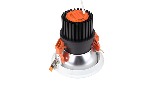 廣東筒燈，led筒燈，筒燈廠家，COB筒燈知名品牌華輝照明，公司產品通過3C、CE、UL、VDE等國內外權威認證。