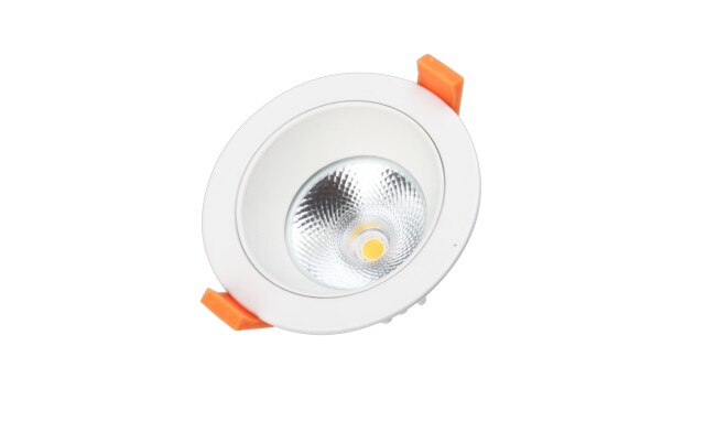 華輝照明專業生產LED筒燈,COB筒燈,全國行業領先,服務過全國各類工程達2000家。 華輝照明專業生產LED筒燈,COB筒燈,全國行業領先,服務過全國各類工程達2000家。