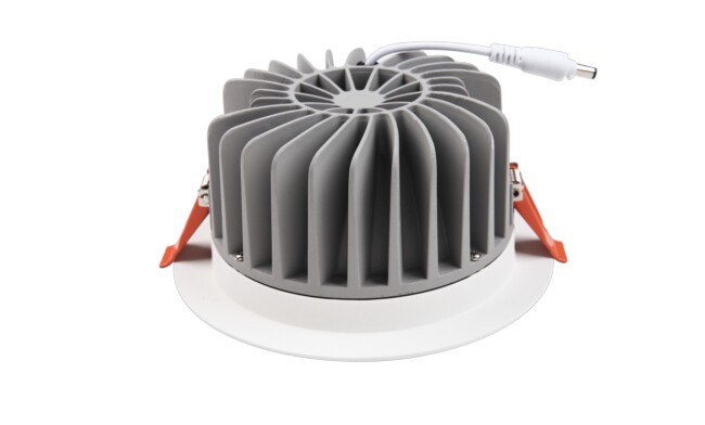 廣東筒燈，led筒燈，筒燈廠家，COB筒燈知名品牌華輝照明，公司產(chǎn)品通過(guò)3C、CE、UL、VDE等國(guó)內(nèi)外權(quán)威認(rèn)證。