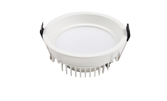 華輝照明LED筒燈驅動為恒流隔離外置驅動，便于安裝維護，與光源板實現完美匹配。