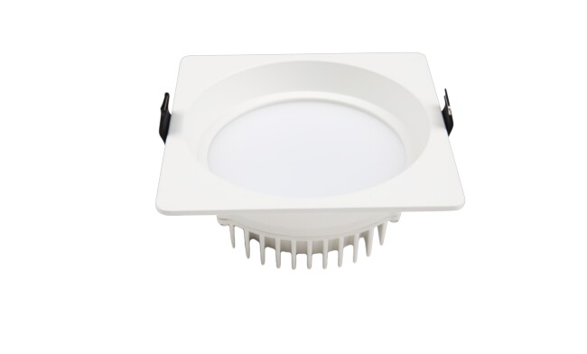 華輝照明LED筒燈驅動為恒流隔離外置驅動,便于安裝維護,與光源板實現完美匹配。 華輝照明LED筒燈驅動為恒流隔離外置驅動,便于安裝維護,與光源板實現完美匹配。