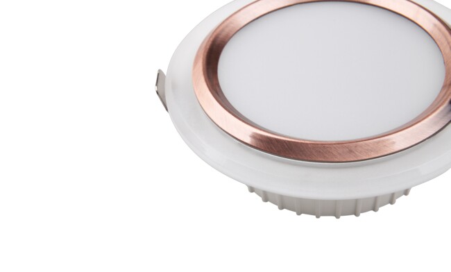 華輝照明專業生產LED筒燈，COB筒燈，全國行業領先，服務過全國各類工程達2000家。