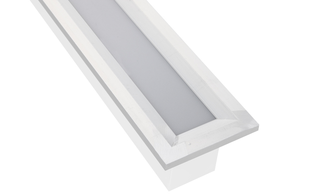 華輝照明產(chǎn)品有：LED辦公吊線燈,led面板燈,面板燈廠家,直發(fā)光面板燈，側(cè)發(fā)光面板燈高P無頻閃LED面板燈，光效均勻、柔和，無眩光。