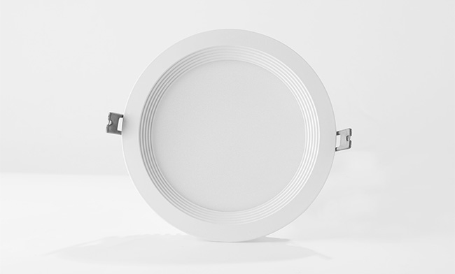 華輝照明成立于1987年，是一家專業生產LED辦公吊線燈,led面板燈,面板燈廠家,直發光面板燈，側發光面板燈的大型企業。